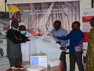 Togo : Célébration de la Journée internationale de la sécurité sanitaire des aliments avec l’appui de Vétérinaires Sans Frontières Suisse